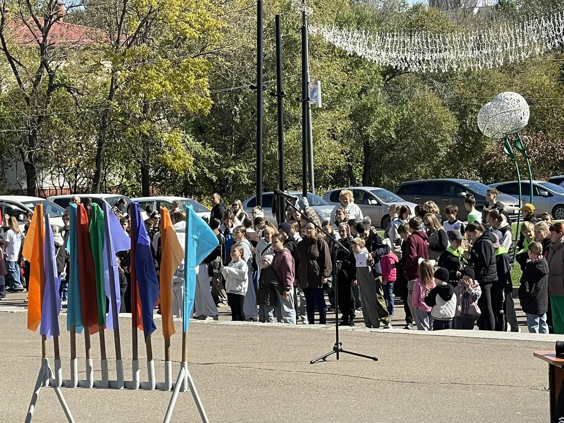 🚶‍♂️🚶‍♀️Жители Арсеньева - сторонники ЗОЖ - сделали сегодня 10000 шагов к жизни, став...