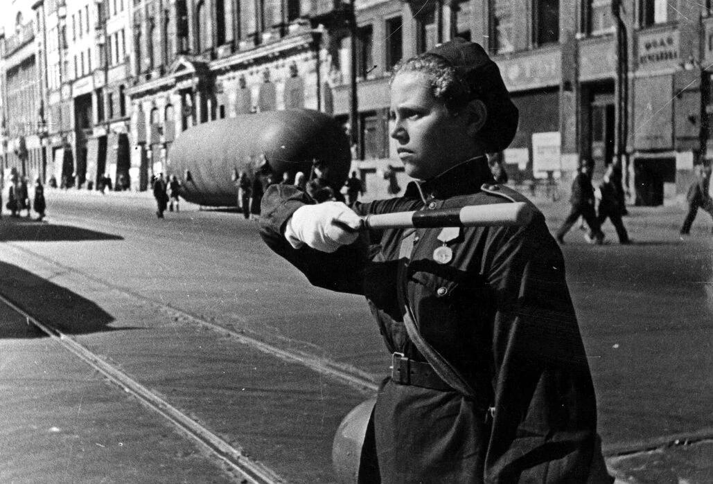 1943.Проспект 25-го Октября.