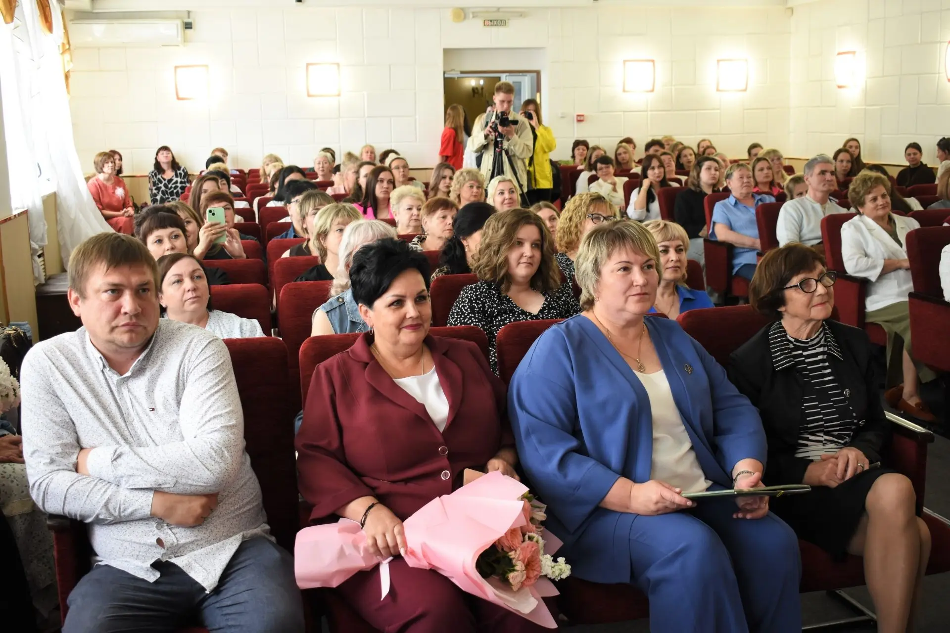 💐Ежегодно в третье воскресенье июня в России отмечают День медицинского работника. В этом году торж