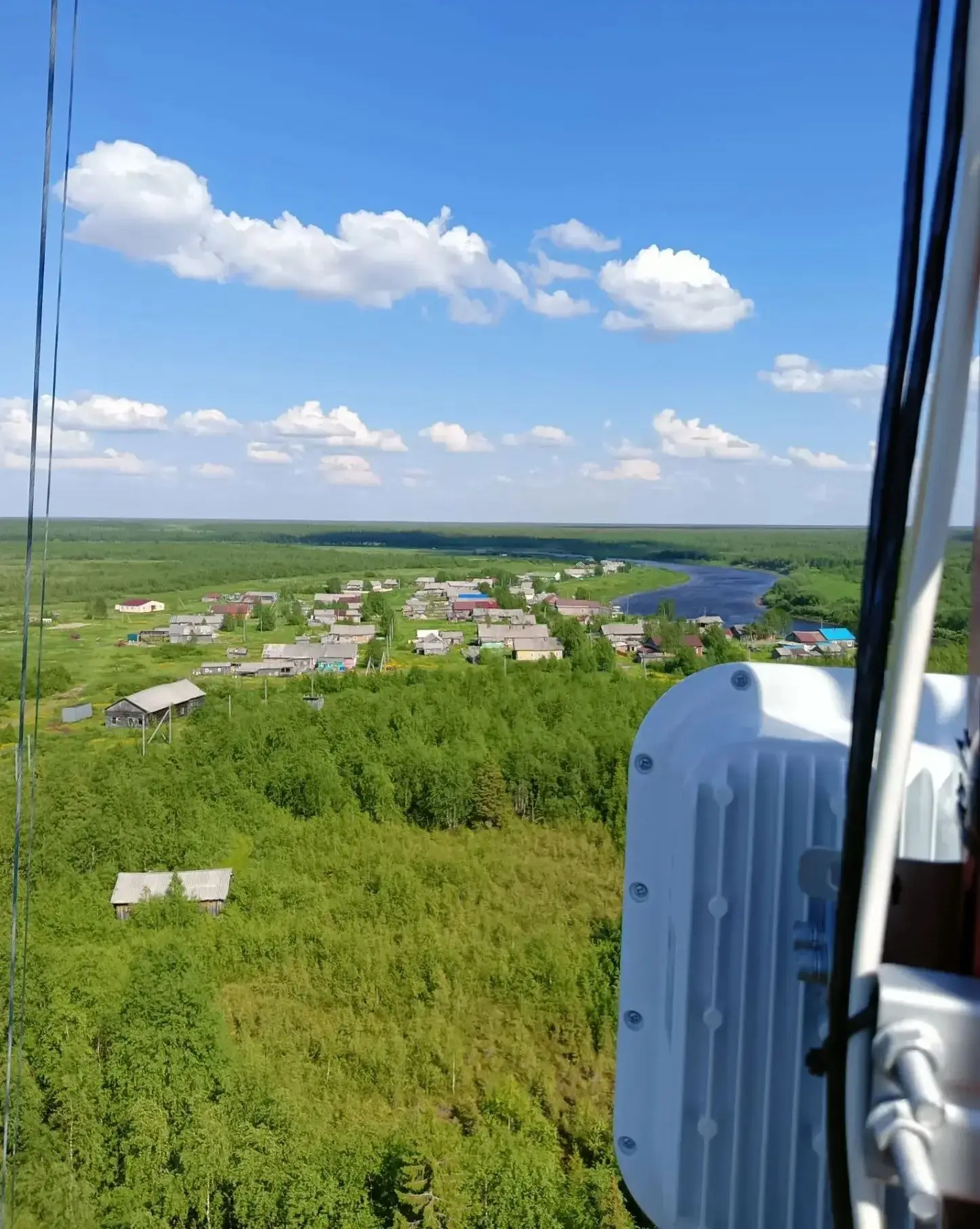 📲 Специалисты ГУП НАО «Ненецкая Компания ЭлектроСвязи» продолжают работу по установке малых базовых