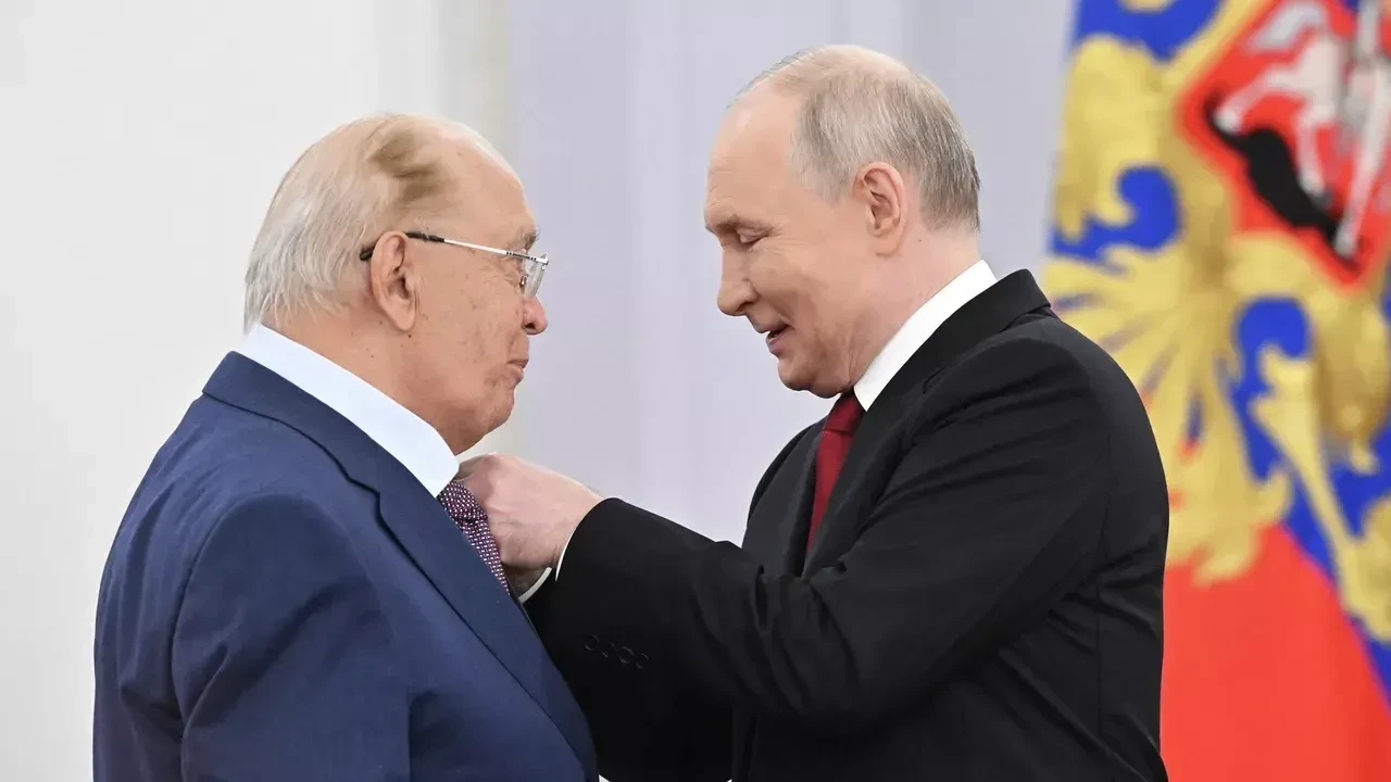 ⚡️ В.А.Садовничий – лауреат Государственной премии Российской Федерации! 

Вчера президент России В.