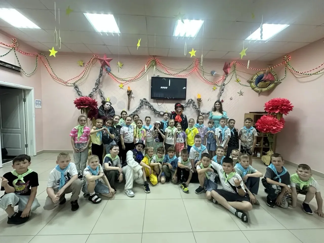 🌟 День 8: Квесты, музеи и подготовка к батлам🌟

Восьмой день смены выдался невероятно насыщенным.�