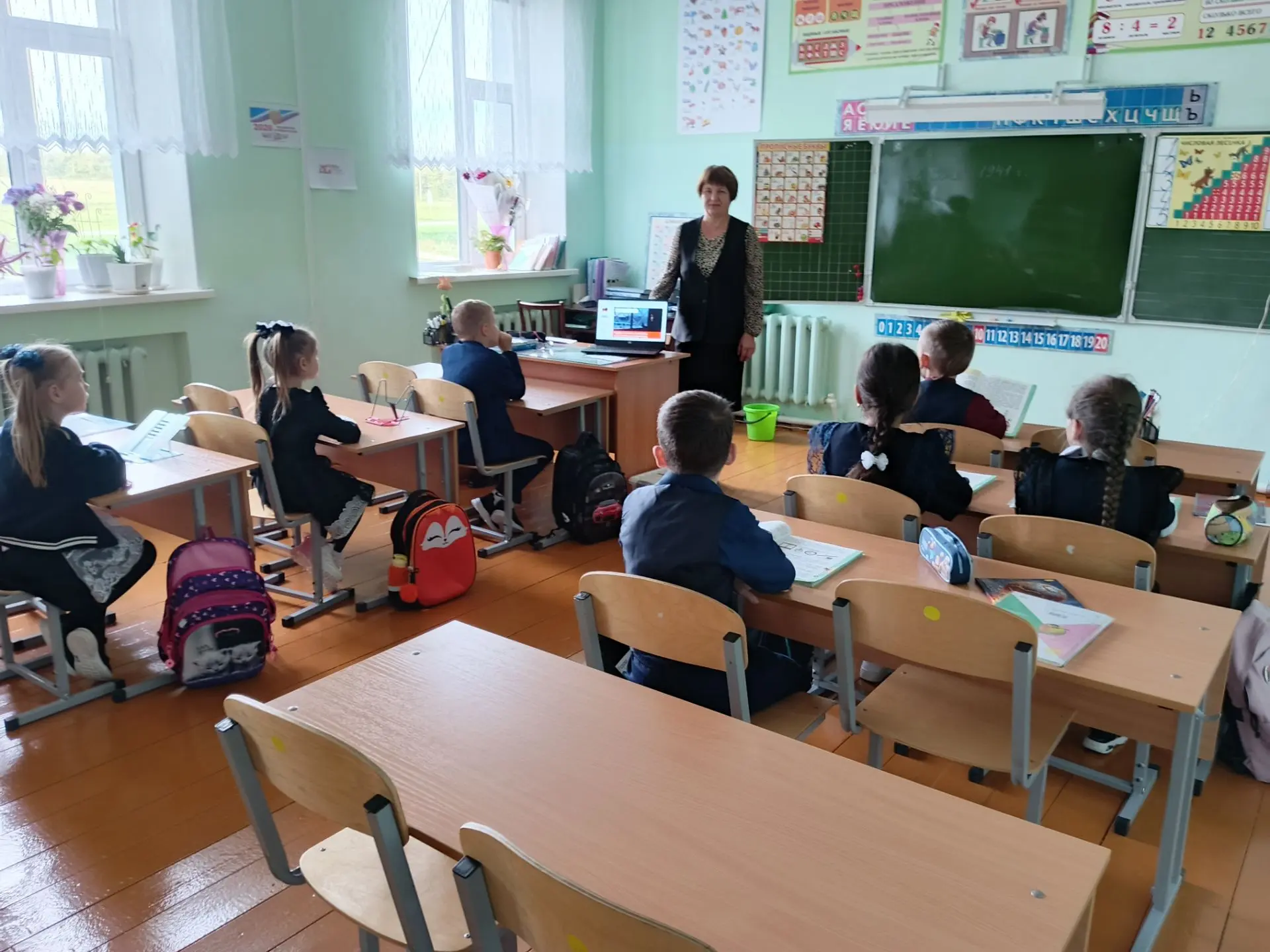 7 сентября 2026 года прошел классный час «Разговоры о важном» на тему «Созидательный тр...