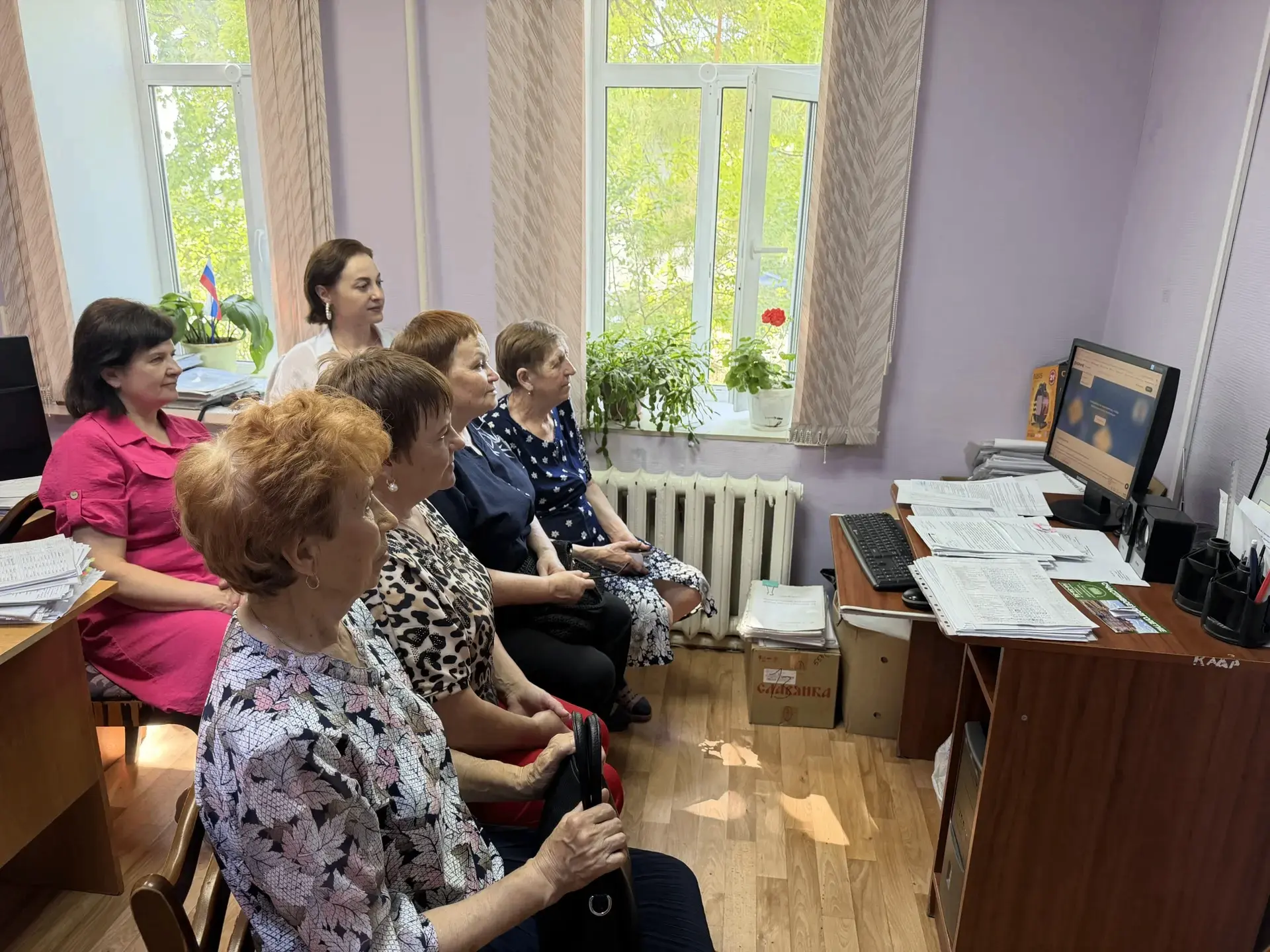 В Комплексном центре социального обслуживания населения в Пономаревском районе состояла...