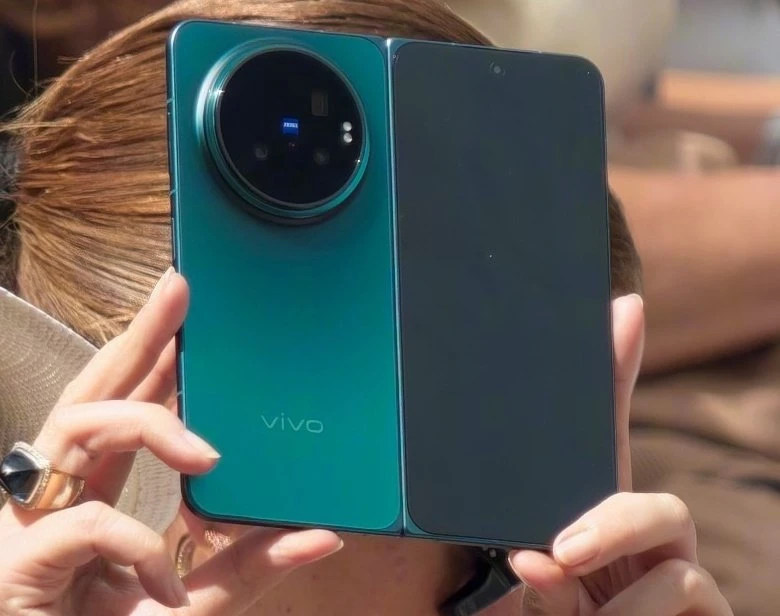 Vivo X Fold 6 расстанется со Snapdragon в пользу особого чипа MediaTek

Наобещали с три короба и гро
