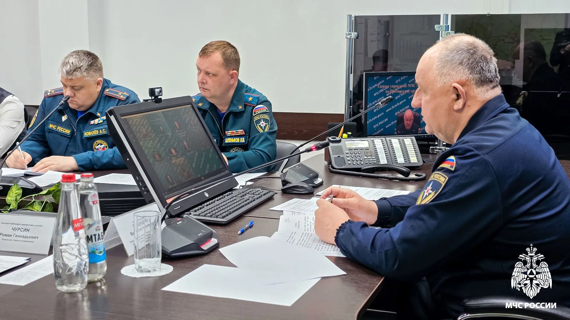 Заместитель главы МЧС России Виктор Яцуценко начал работу в Приморском крае  По поручению главы МЧС 