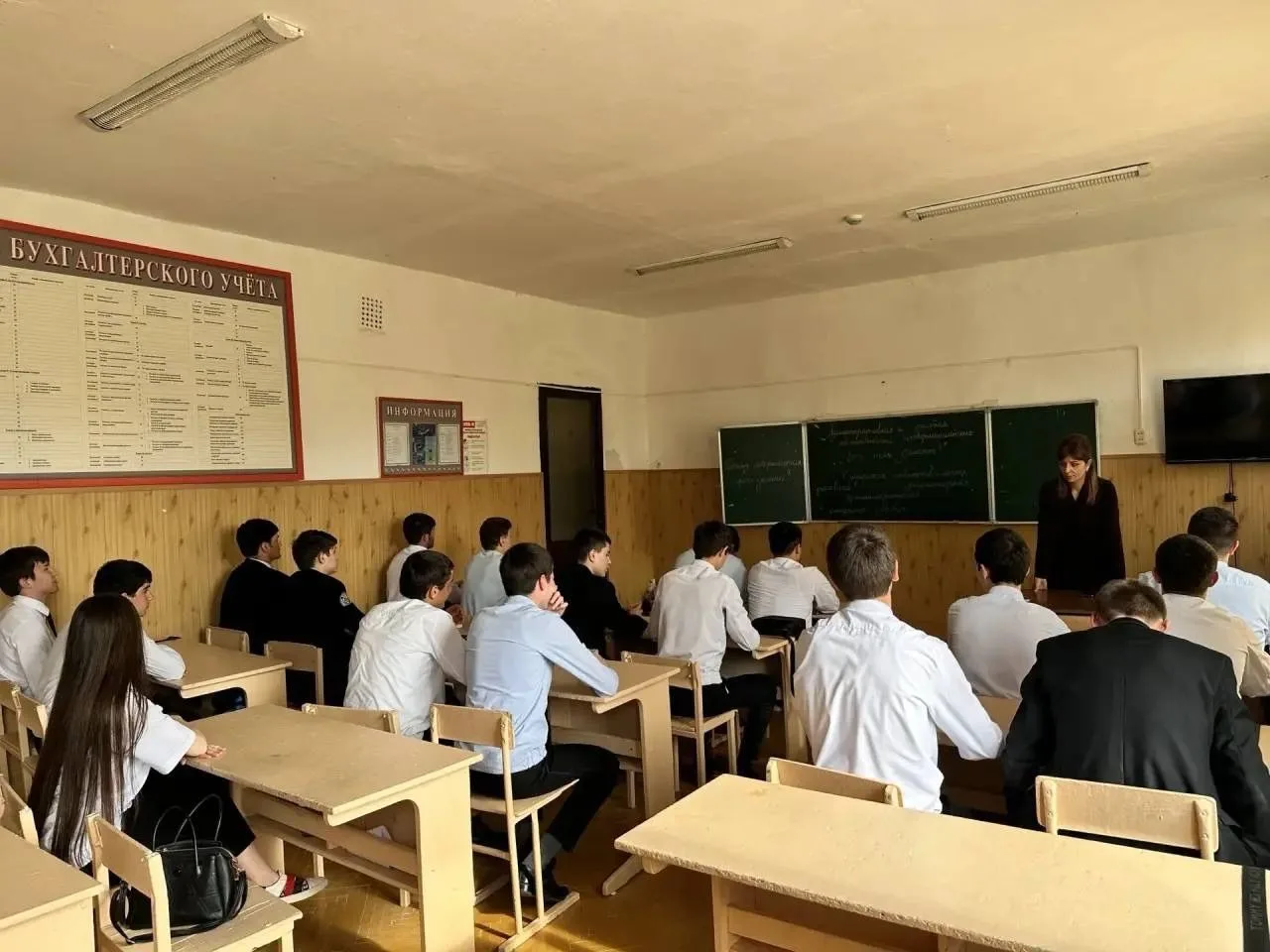 12 мая , куратор 1курса 15 группы специальности «Правоохранительная деятельность» Абзагирова А.А. пр