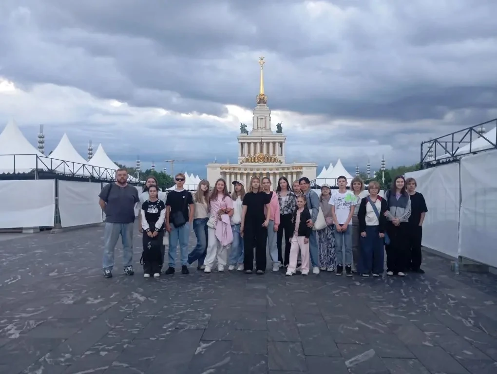 💫Сегодня обучающиеся 7А и 7Б классов отправились в необычное путешествие!   Сначала ребята побывали 