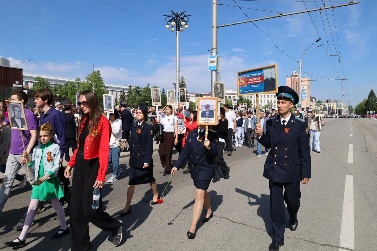 Судебные приставы Алтайского края приняли участие в шествии «Бессмертного полка»  Сотрудники ГУФССП 