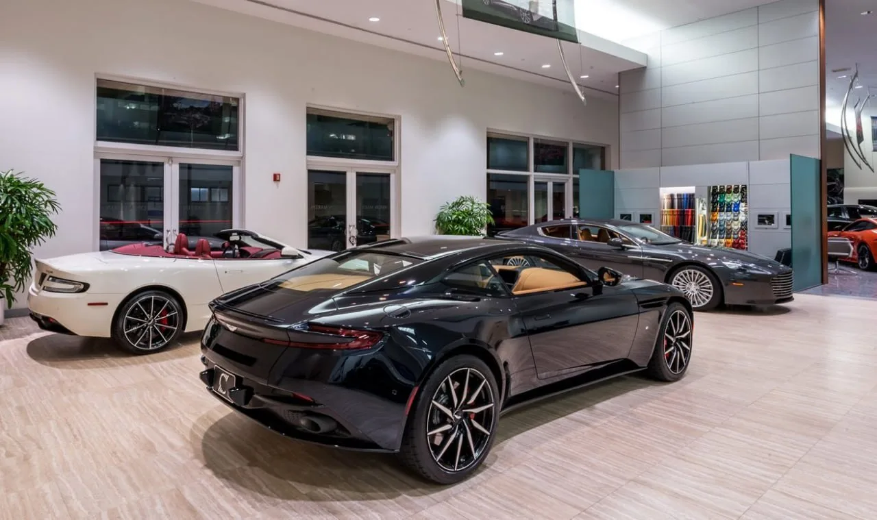 Aston Martin отложила запуск своего первого электрокара до 2033 года