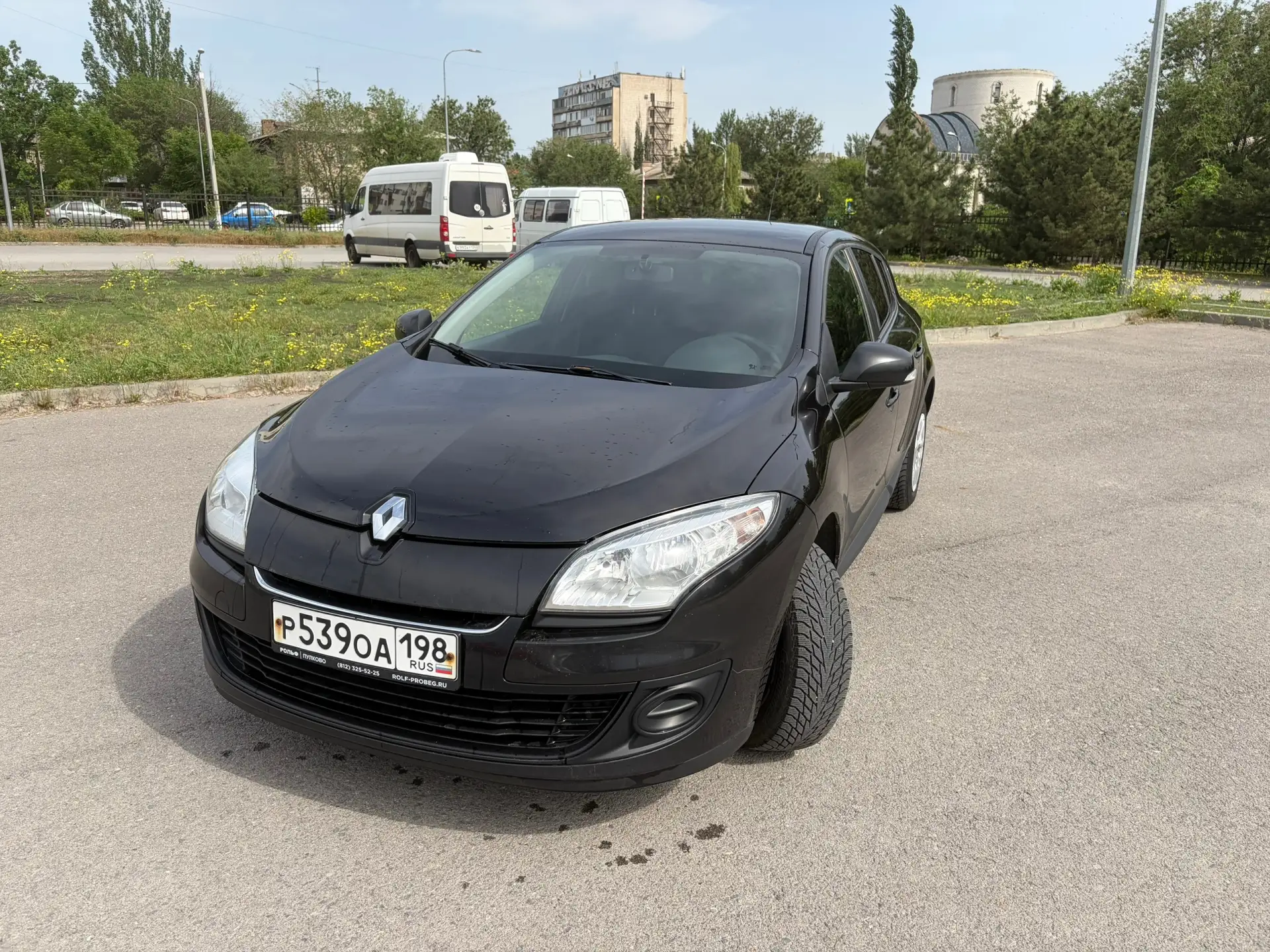 родам 
Цена: 725000
Пробег: 147000
Автомобиль технически исправен ( сел и поехал) 
Кондиционер работ