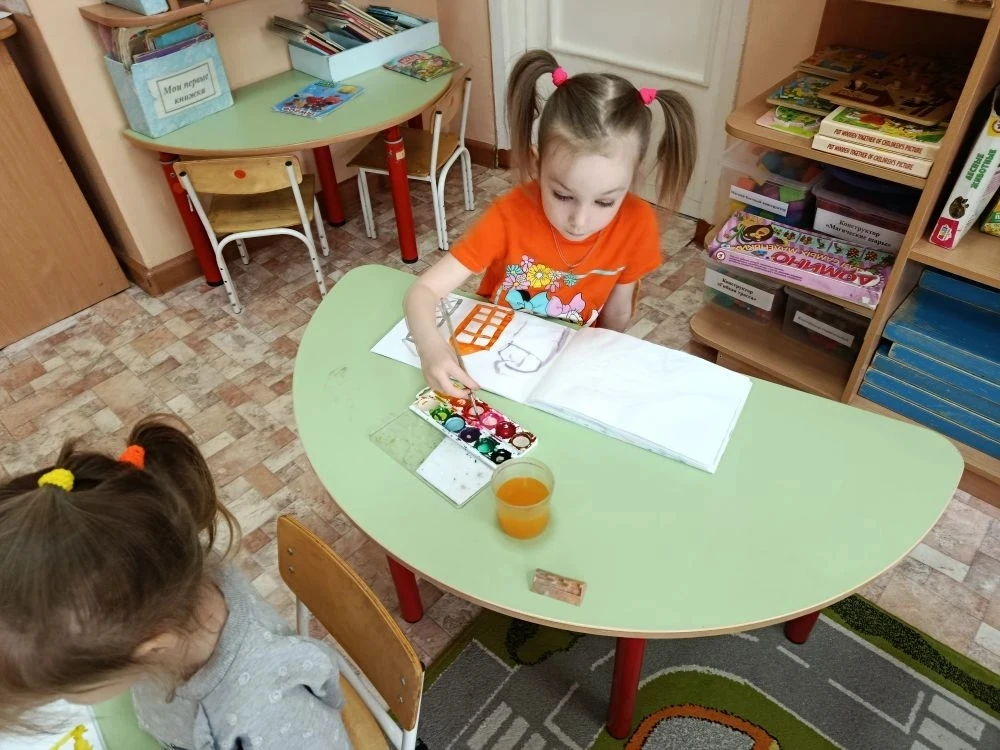 В 4 группе"Солнышко" проходит неделя "Юные строители. Дом и его части. Мой дворик".
Формируем у дете
