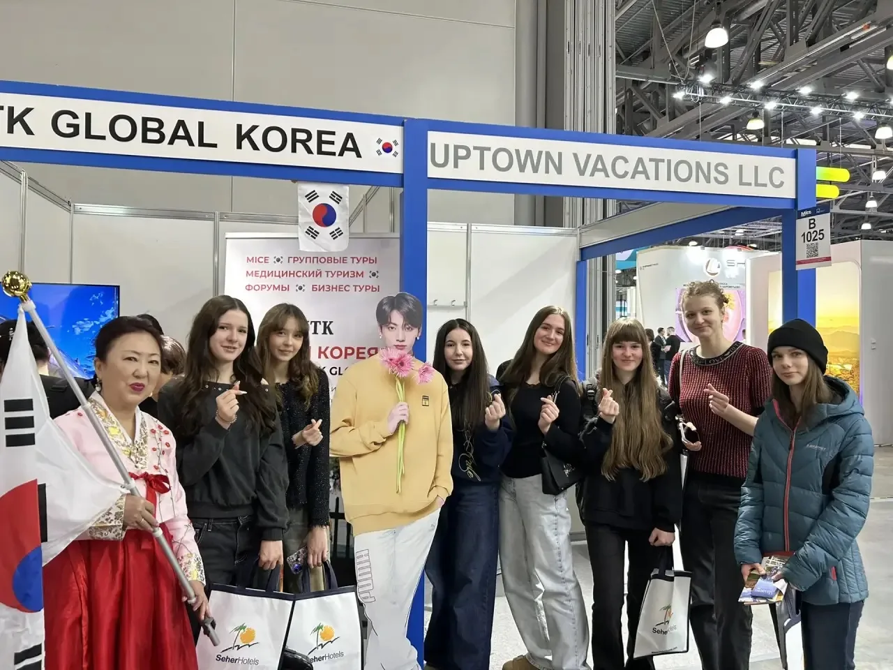 🌟НОВЫЕ ГОРИЗОНТЫ🌟  🏕️Турклуб нашей #ШколаТропарево  «Без границ» открывает новые горизонты. Команда 