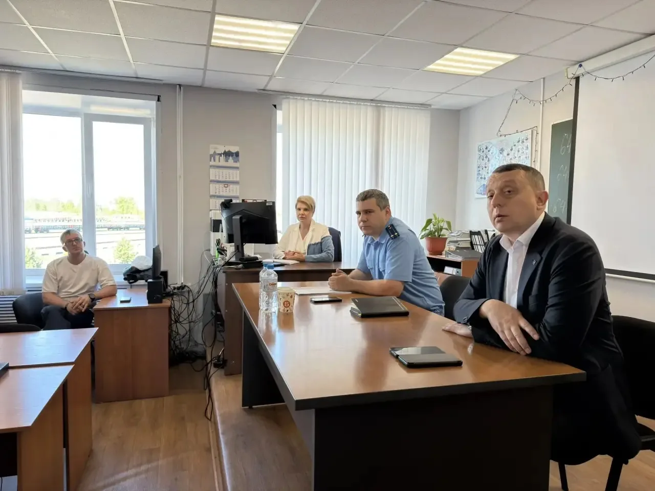 Тайшетский транспортный прокурор провел личный прием работников железнодорожного предпр...