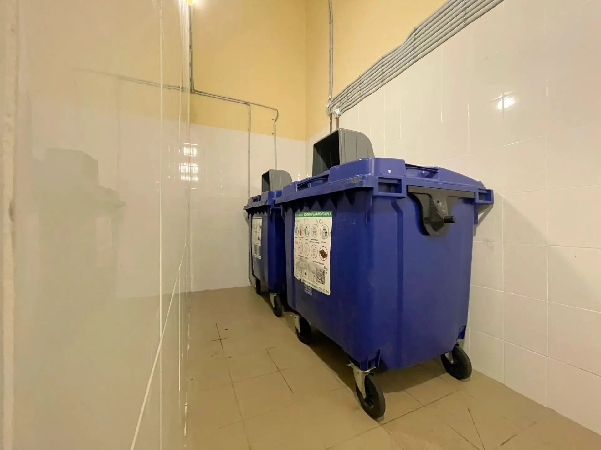 Пост от соседей: