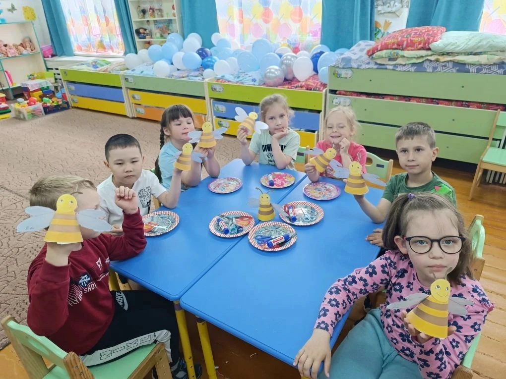 ✂️ Аппликация «Пчёлка» в старшей группе 🐝