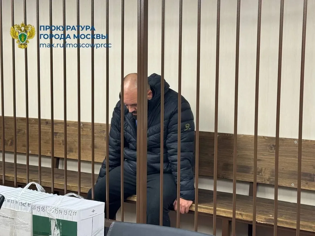 Теймураз Гогиашвили обвиняется в убийстве двух лиц из корыстных побуждений и незаконном...