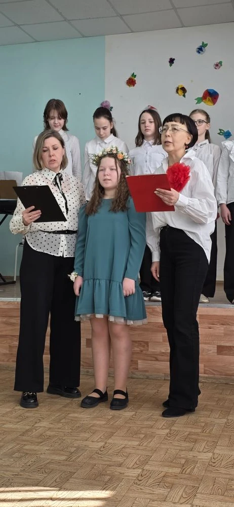 ❤️ Когда ученики дарят праздник учителям В эту пятницу учащиеся решили отказаться от скучных линеек 