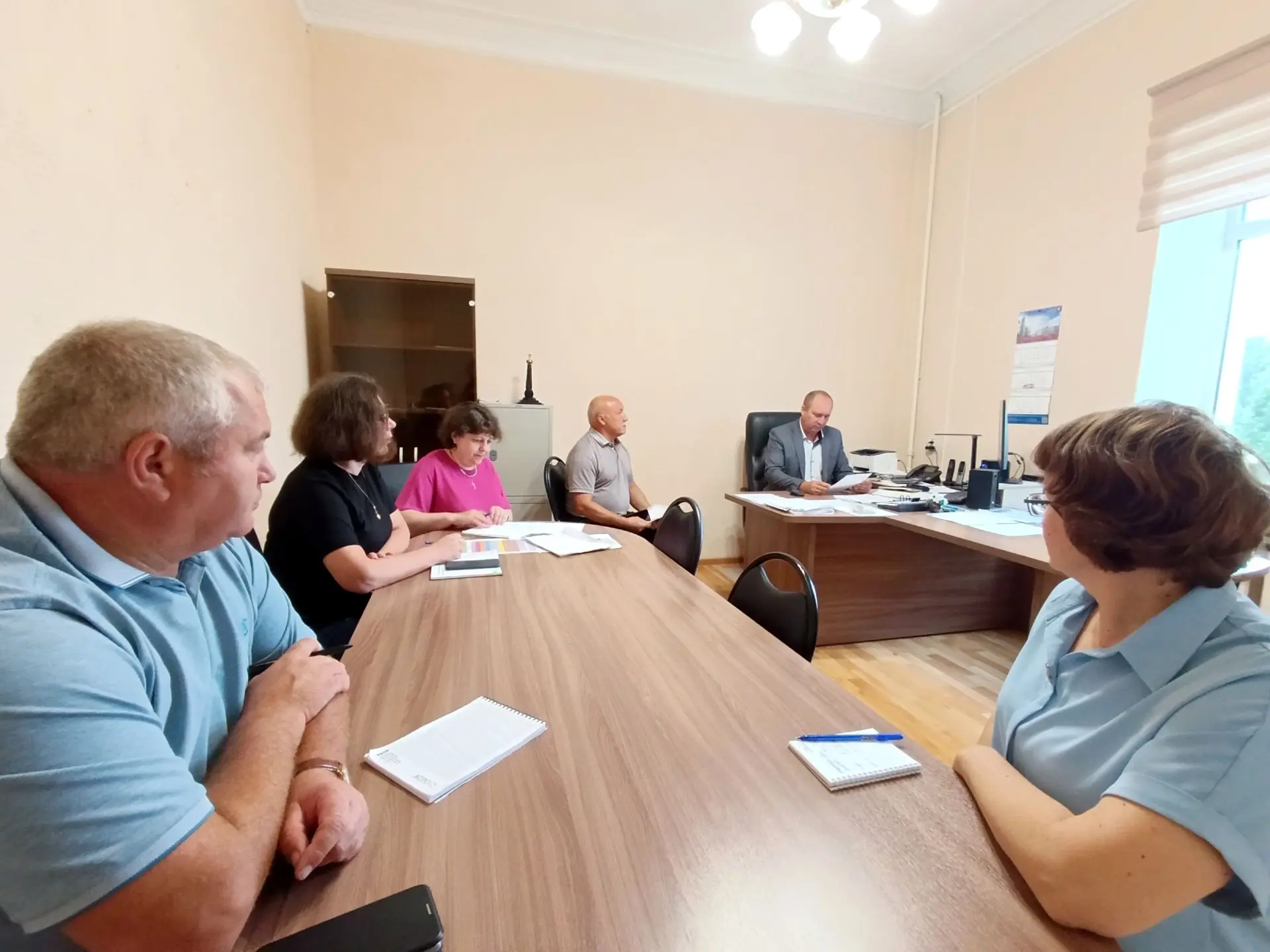В администрации округа прошло совещание по вопросам противодействия нелегальной занятости с участием
