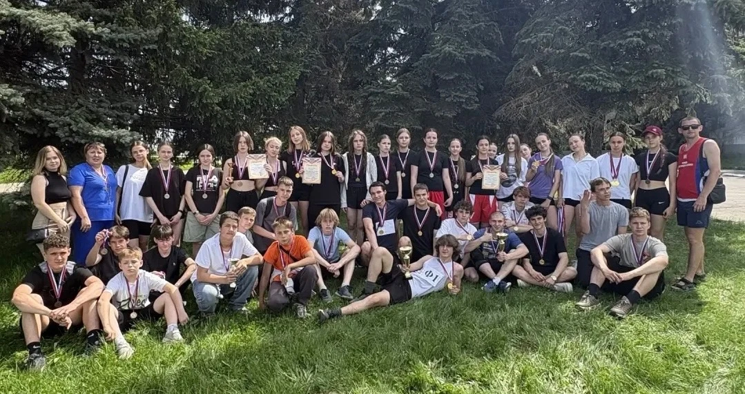 ‍➡️ТРАДИЦИОННАЯ ВЕСЕННЯЯ В ЭСТАФЕТА 🏃‍♀️ Сегодня, 16 мая, на набережной г. Балахны прошел традиционн