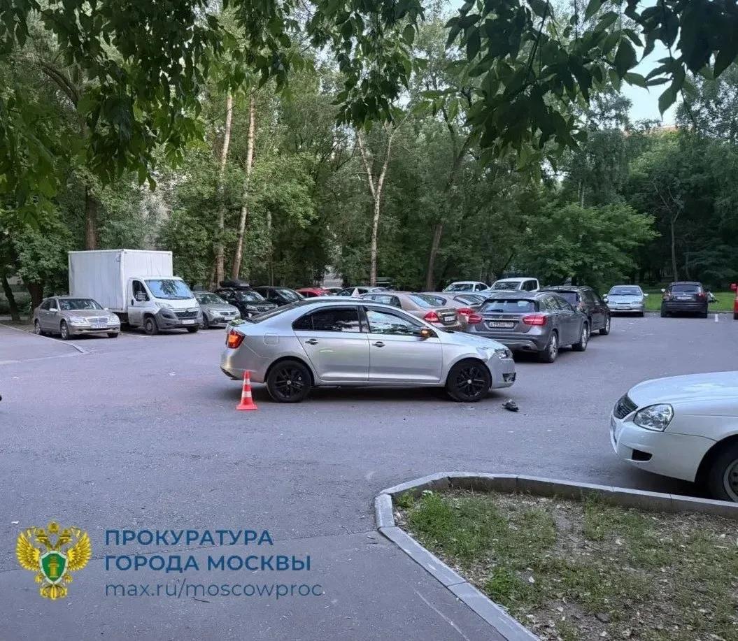 👮‍♂️ В столичном регионе произошло два ДТП с участием детей.

• На юго-востоке Москвы водитель Skod