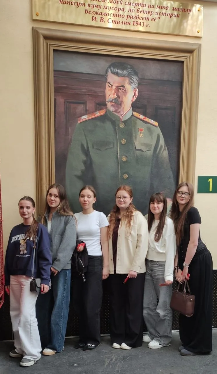 Учащиеся 10 «А» класса побывали в Москве и посетили знаменитый бункер Сталина на Таганке.