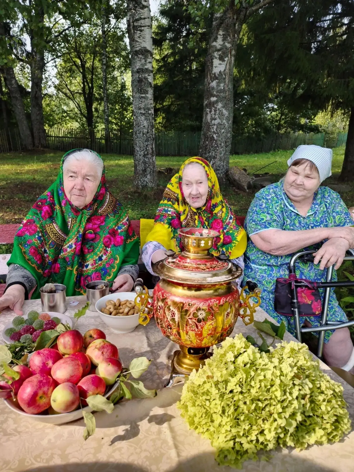 🍎"Яблочный Спас: бабушкины посиделки и чаепитие»🍎