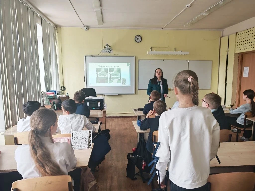 🧑‍🏫🎓Налоговая грамотность в 5 классе: Учимся управлять деньгами с детства!💰  📅Сегодня в 5 классе наш