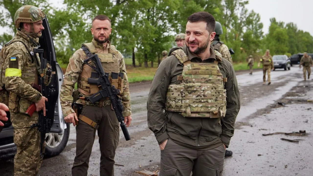 «Последний украинец» стал еще на шаг ближе.

Генштаб ВСУ уговорил Зеленского* урезать количество заб