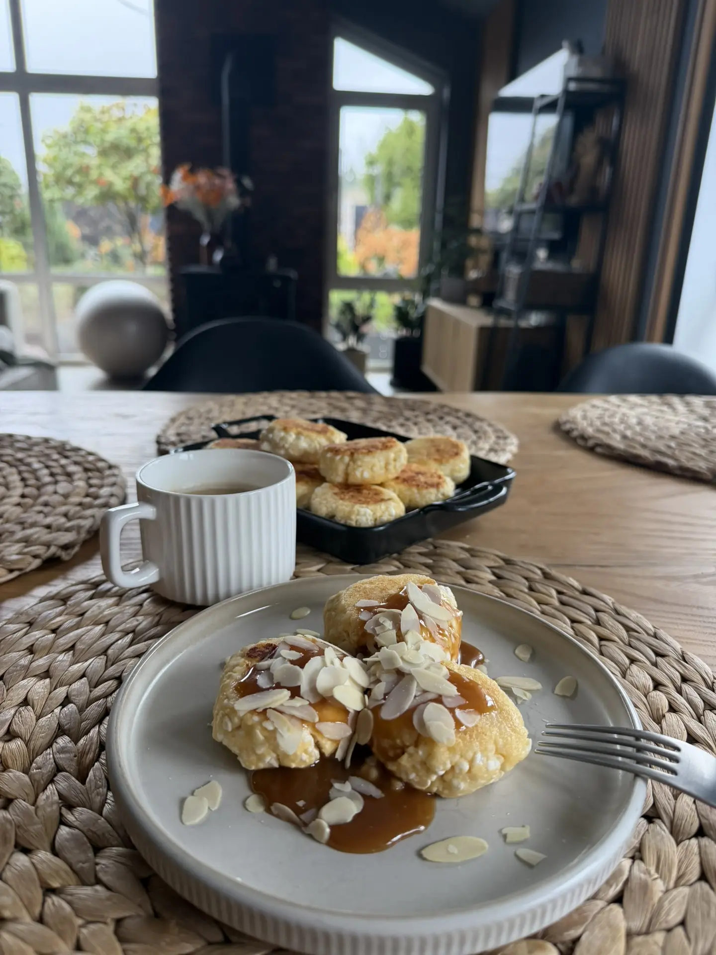 Утро доброе! За окном дождик моросит, как и обещали🍂 а дома на завтрак вкуснейшие завт...