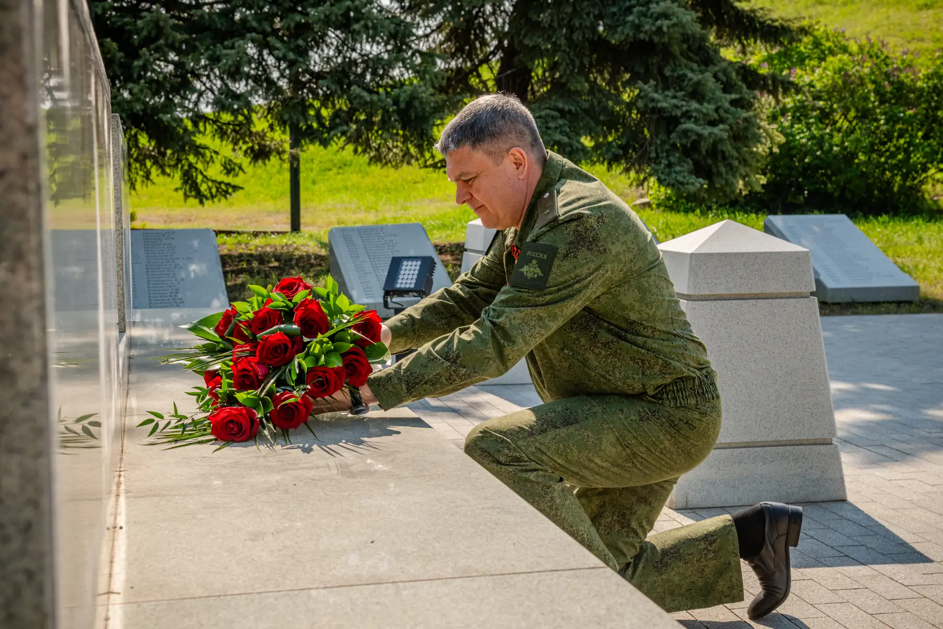 Возложил цветы к мемориалу «Острая Могила». Это особенное место на луганской земле. Здесь, среди тиш