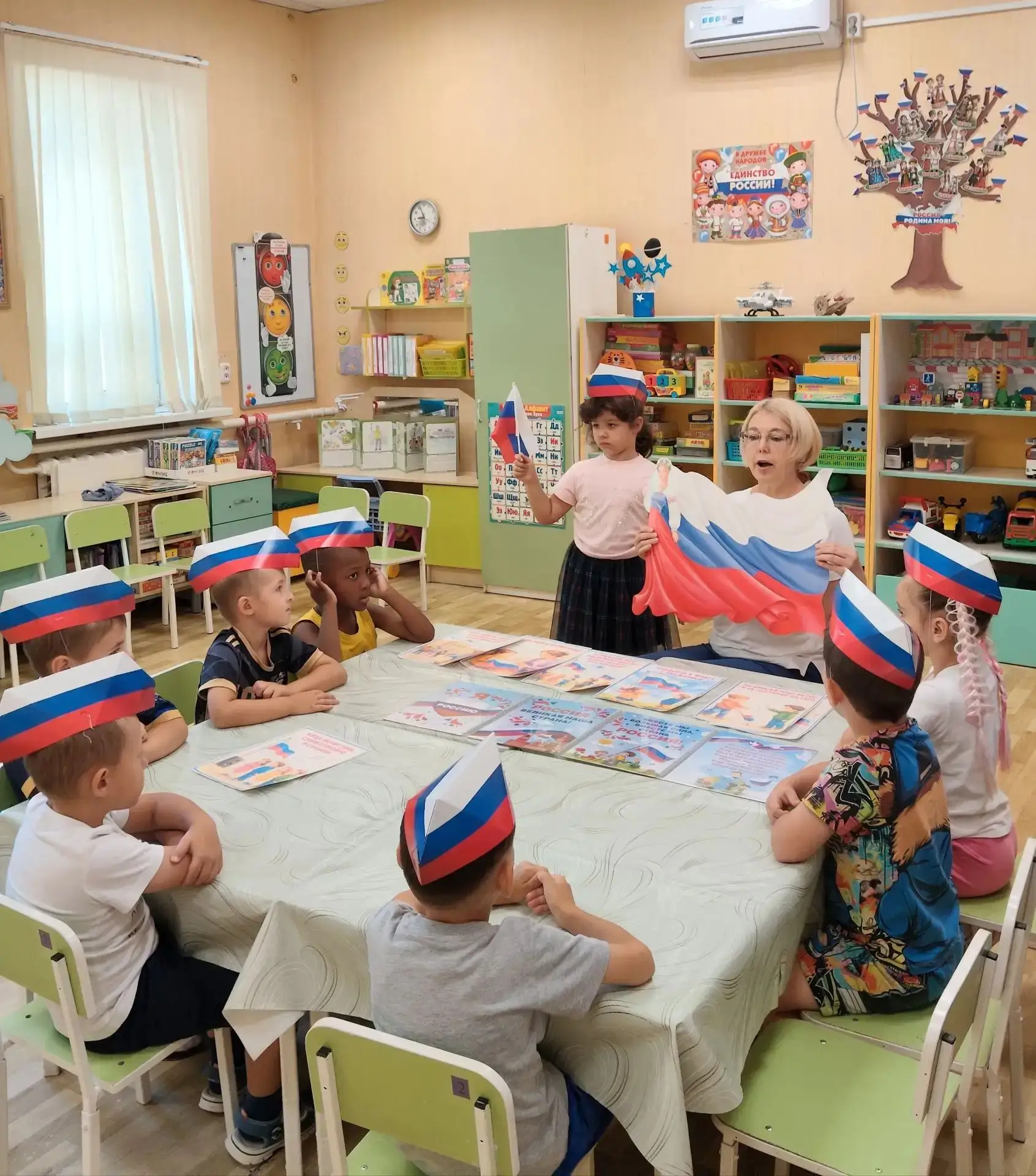 В МБДОУ детский сад 1 в старшей группе компенсирующей направленности "Солнышко" прошло ...