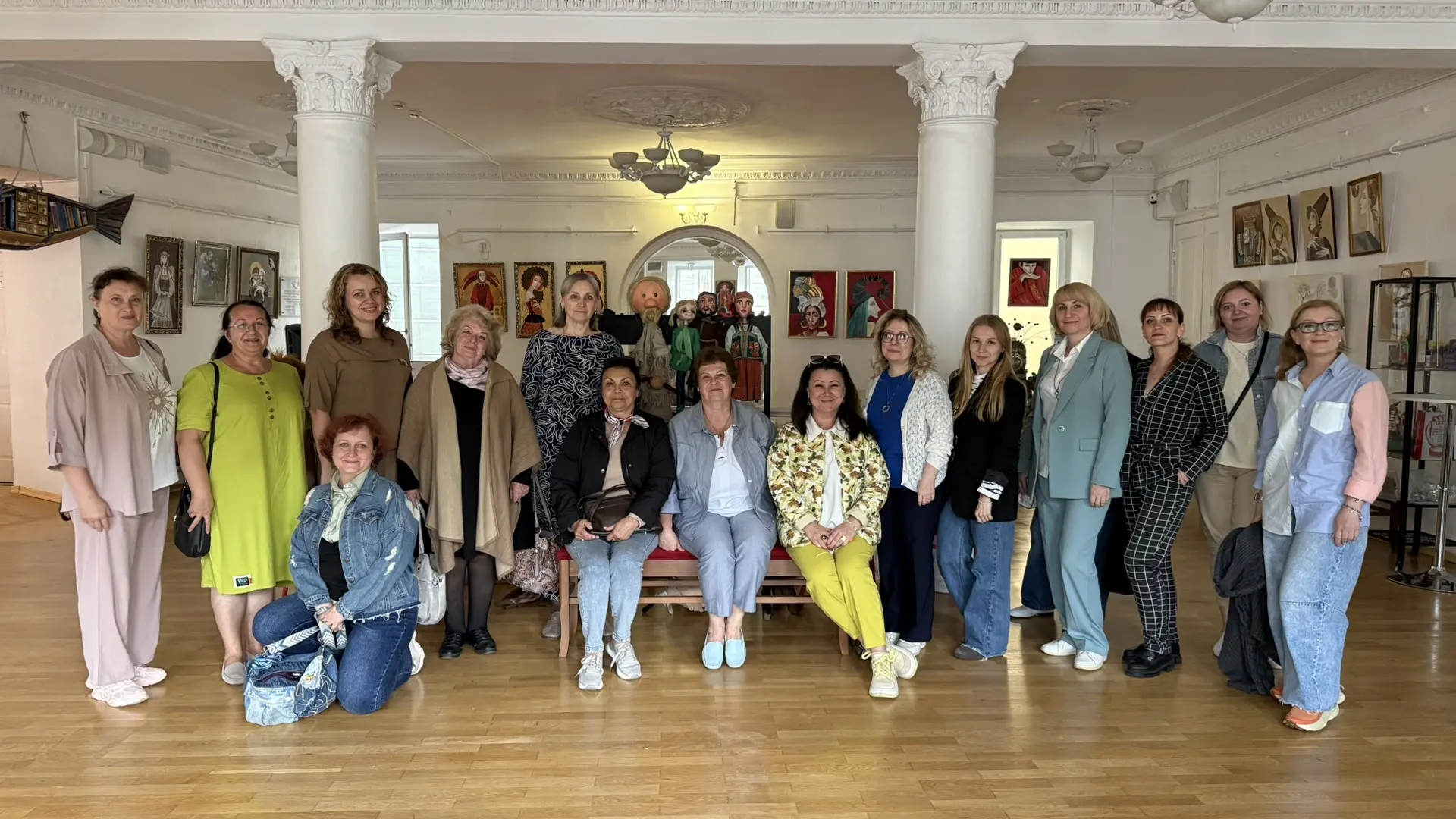 Профессиональный диалог: Школа 2000 в Московском театре кукол

🎪 Педагоги ГБОУ Школы № 2000 продолж