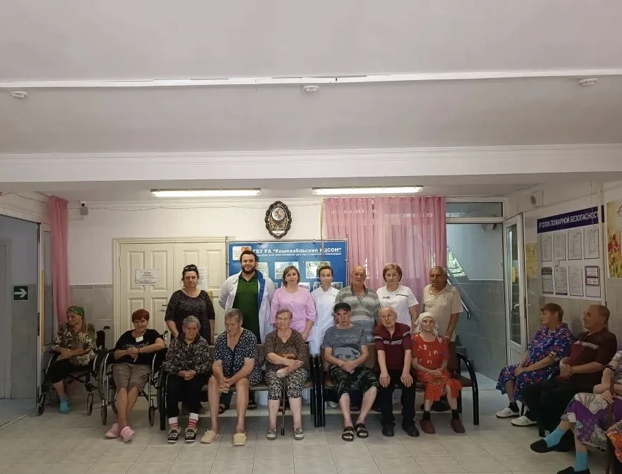 Сегодня врачи Кошехабльской ЦРБ провели лекцию по вопросам здорового образа жизни для проживающих в 