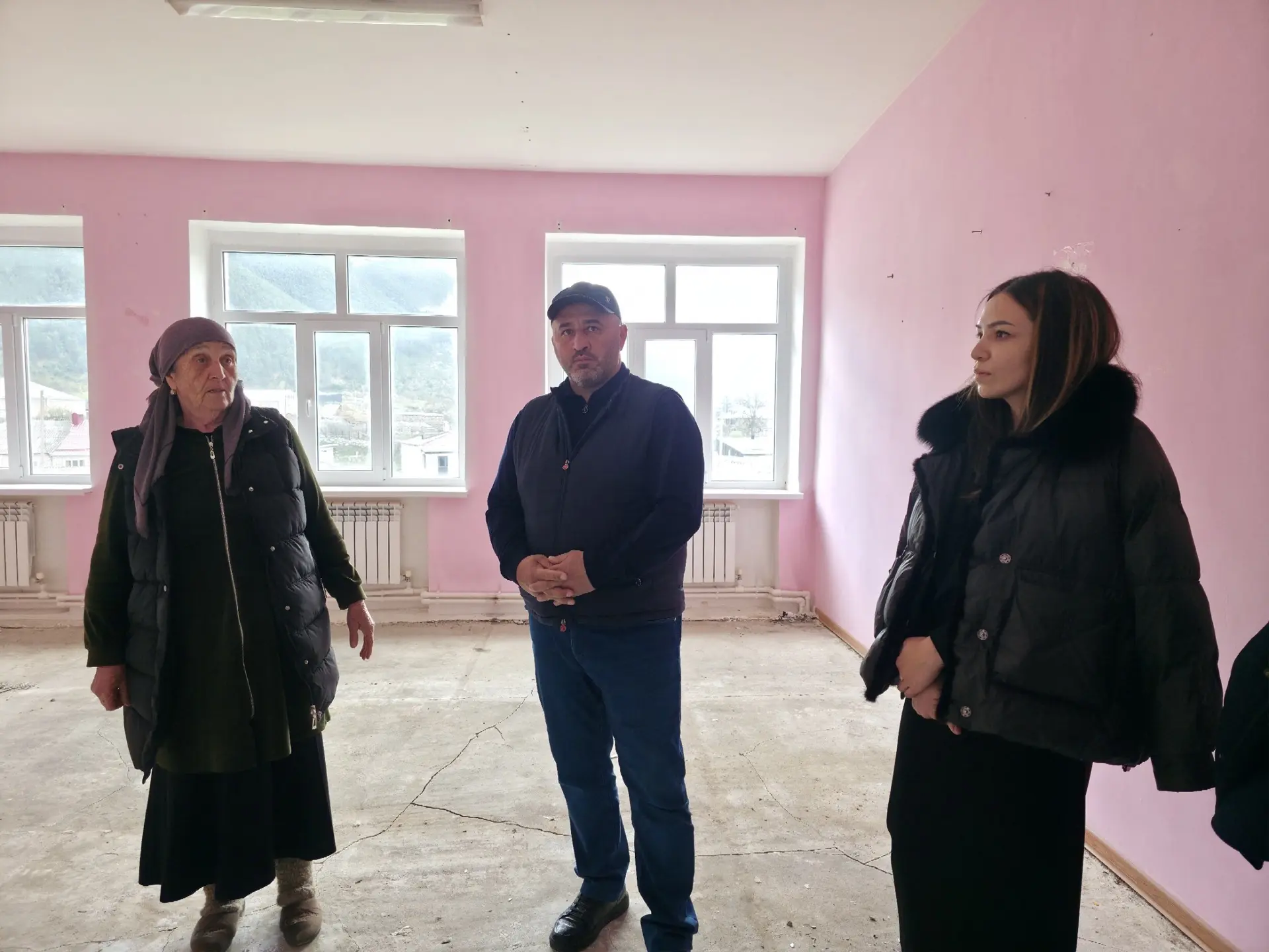 Сегодня посетил с рабочим визитом МБДОУ «Детский сад «Родничок» а. Учкулан, где в настоящее время по