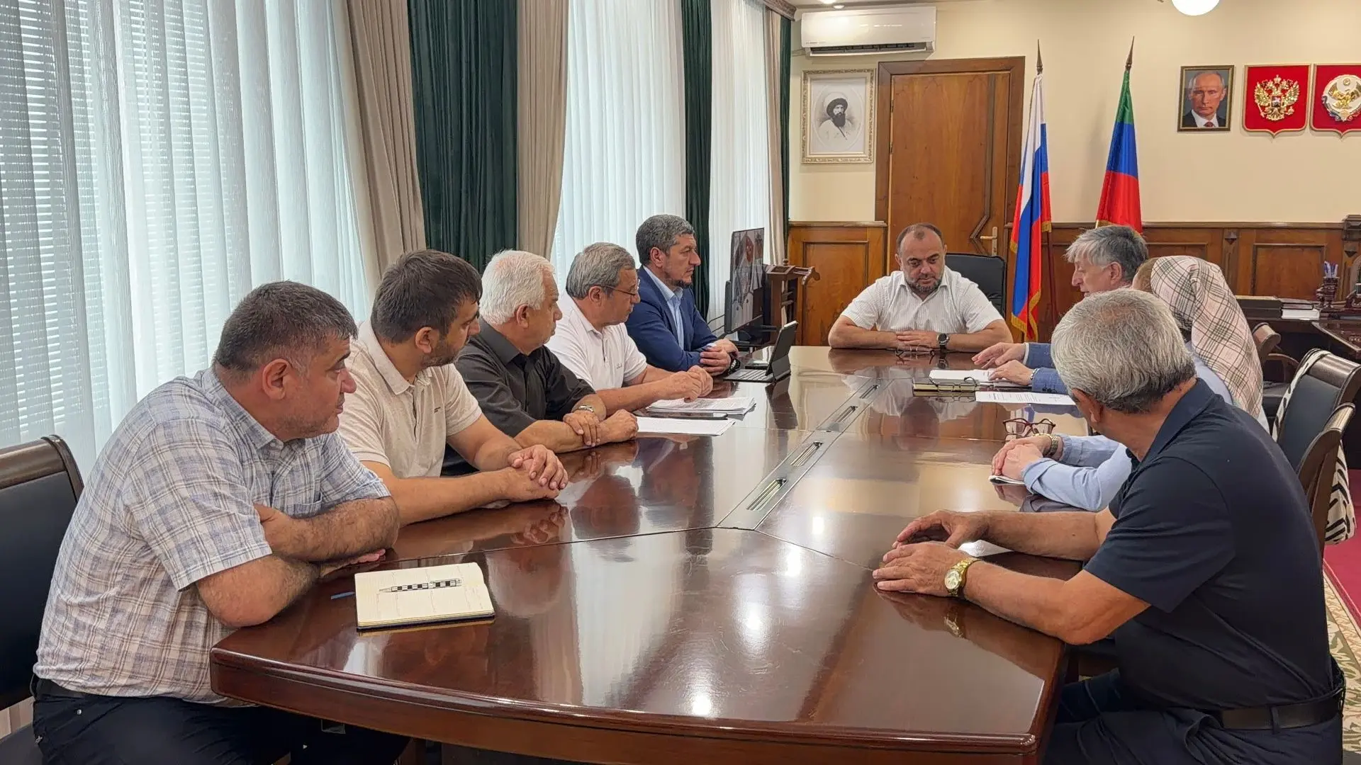 БУЙНАКСК ГОТОВИТСЯ К ПРЕДСТОЯЩЕМУ ОТОПИТЕЛЬНОМУ СЕЗОНУ