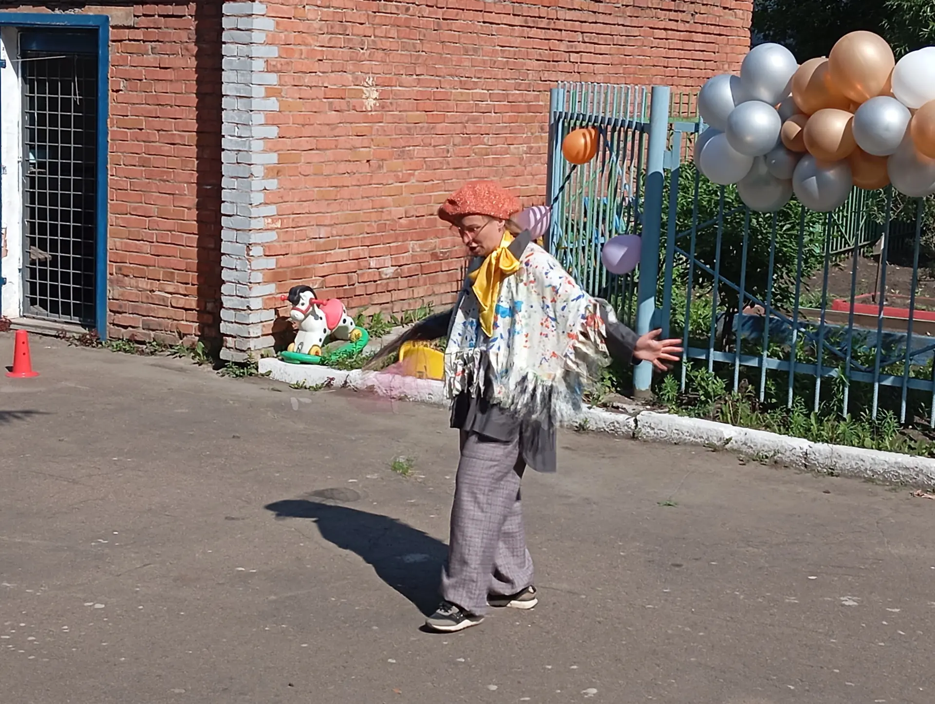 В первый день лета отмечается международный праздник – День защиты детей. Это не только весёлый и ра