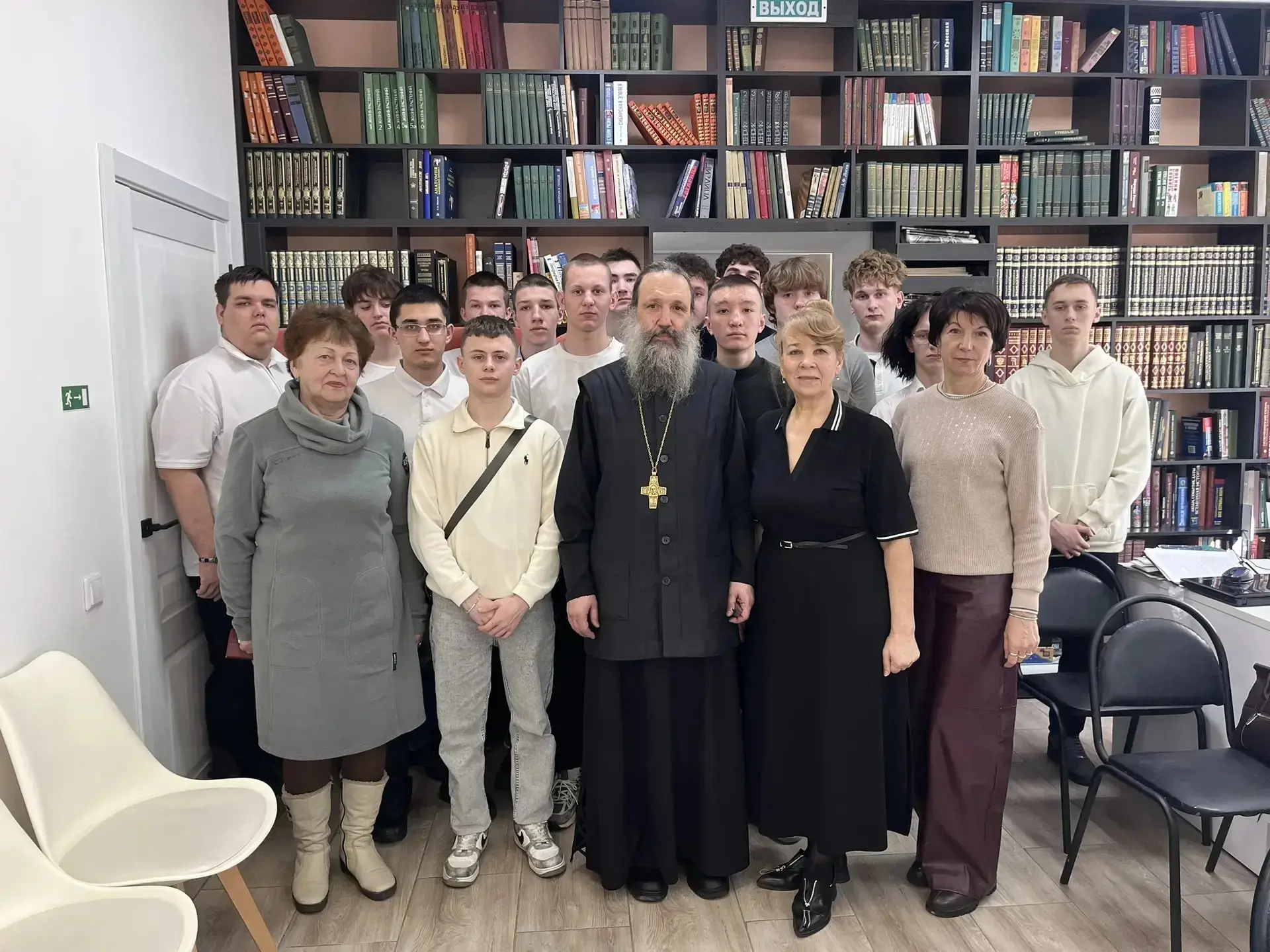 Библиотека добра📕 Сегодня студенты  ГАПОУ "ОАТК им. В.Н. Бевзюка" посетили  это прекрасно место, где