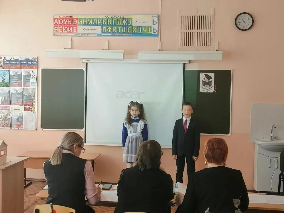 14 марта в Средней школе № 66 проходил муниципальный этап регионального конкурса исследований младши