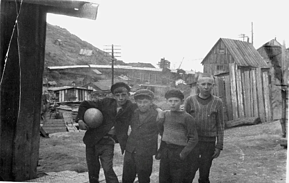 Дуэ. 1970 год (+/-).