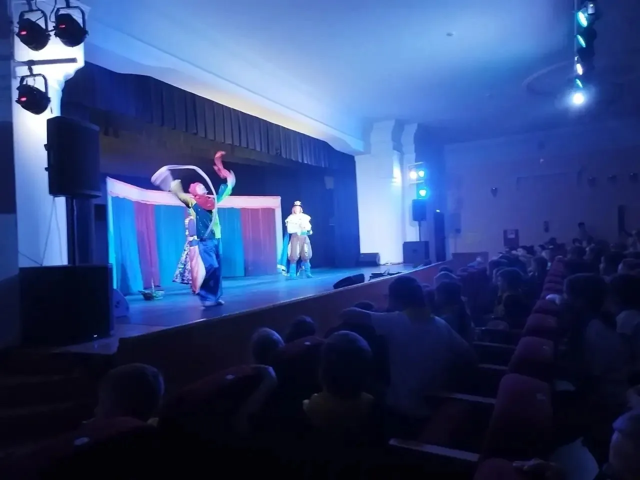 ✨ Волшебный день в театре! ✨

Сегодня наши воспитанники школьного лагеря совершили удивительное путе
