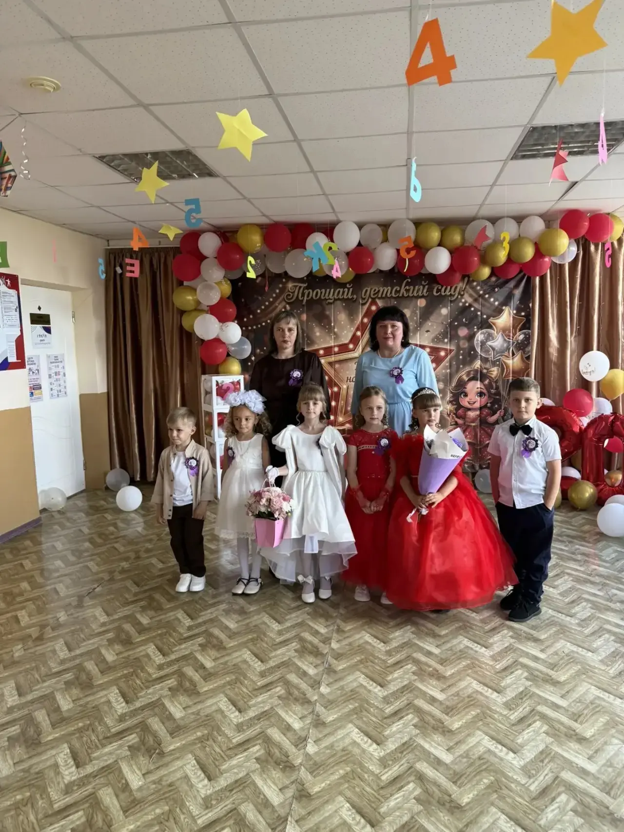 🤗Выпускной в детском саду – самый трогательный и незабываемый из всех праздников. Это ...