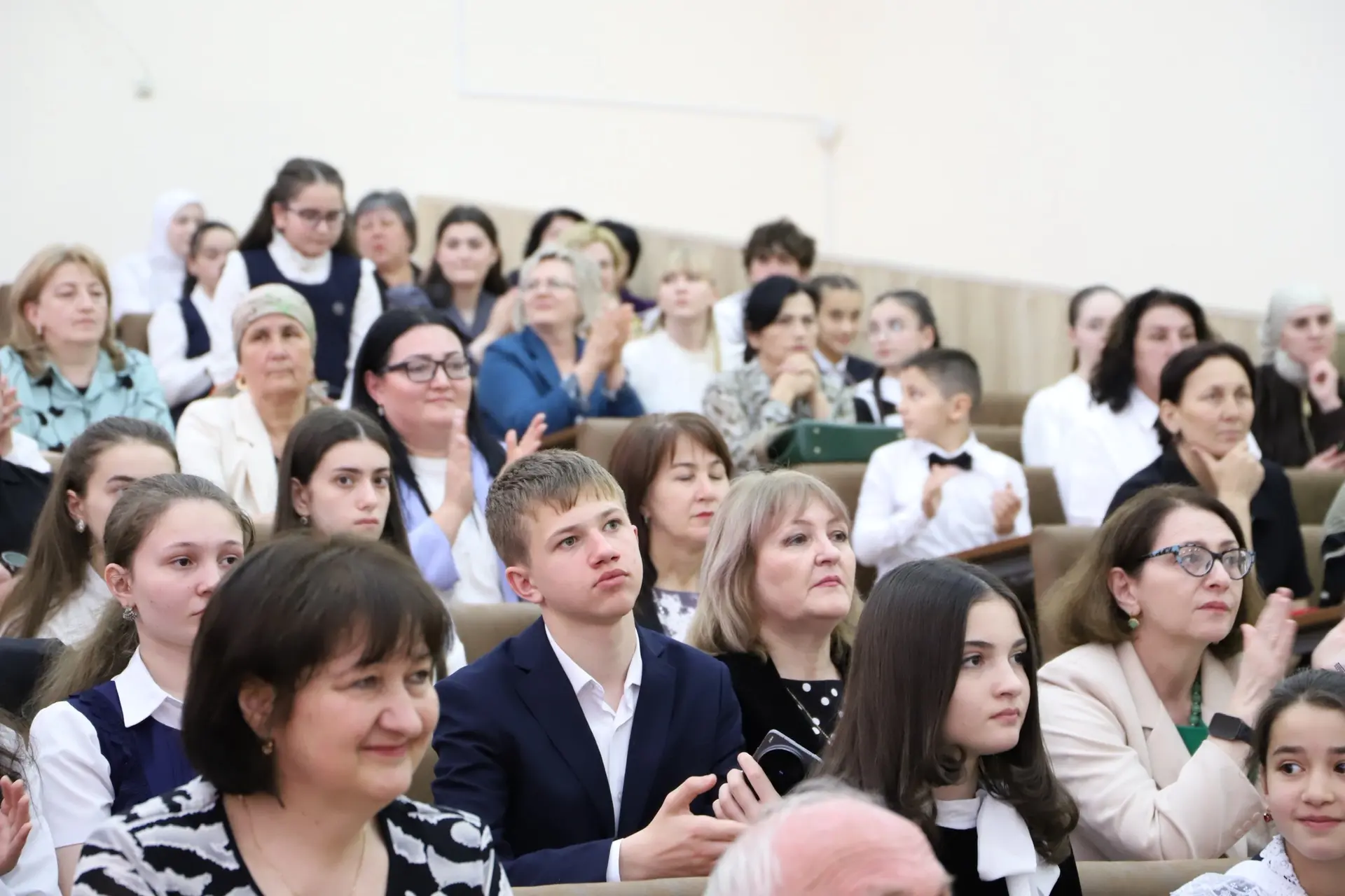ЦЕРЕМОНИЯ НАГРАЖДЕНИЯ ПОБЕДИТЕЛЕЙ КОНКУРСА СРЕДИ ОБУЧАЮЩИХСЯ ОБЩЕОБРАЗОВАТЕЛЬНЫХ ОРГАНИЗАЦИЙ И СПО К
