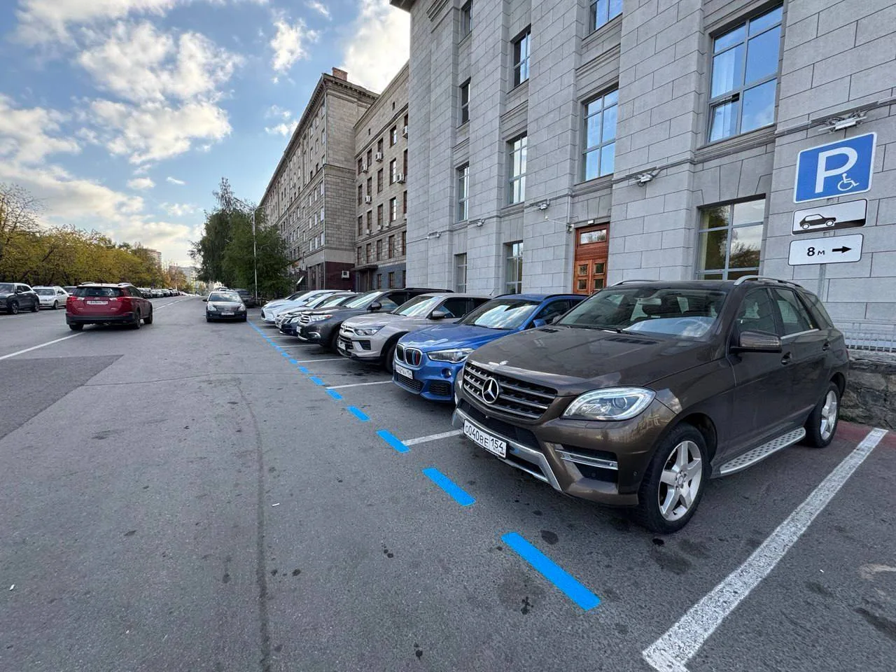 Ещё 1320 парковочных мест появятся в центре Новосибирска.