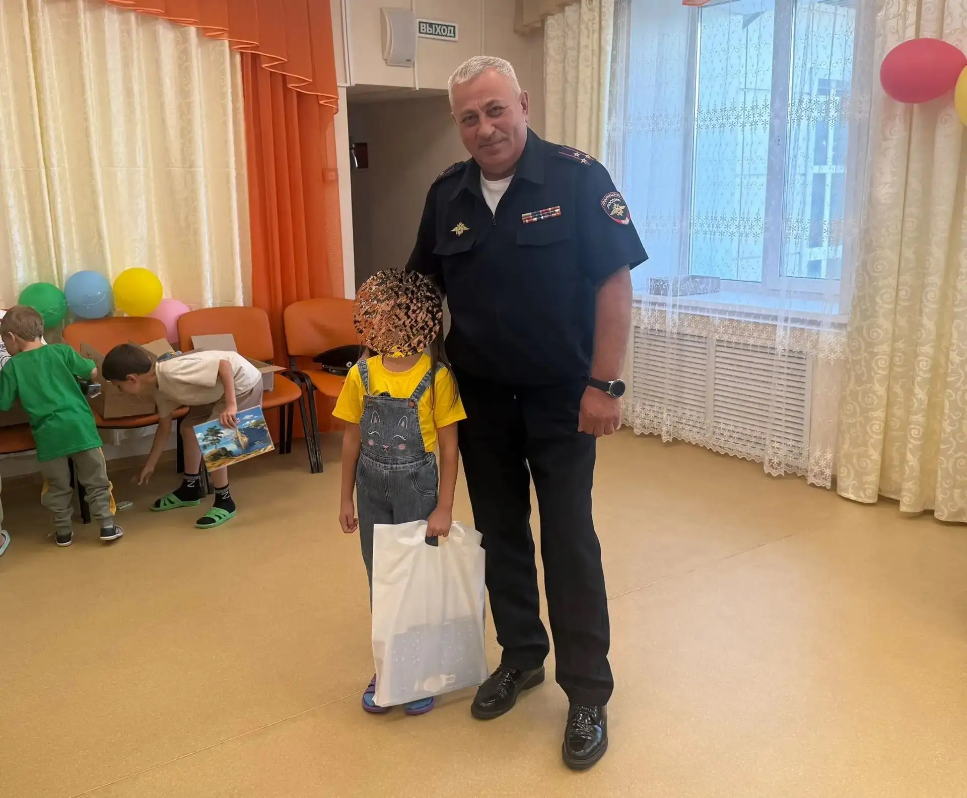 🔔Полицейские Бурятии поздравили детей с Днем знаний