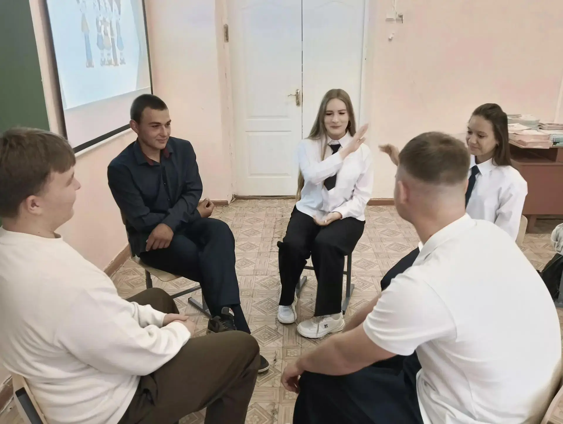 В День солидарности в борьбе с терроризмом для учеников школы прошло особенное тренинго...
