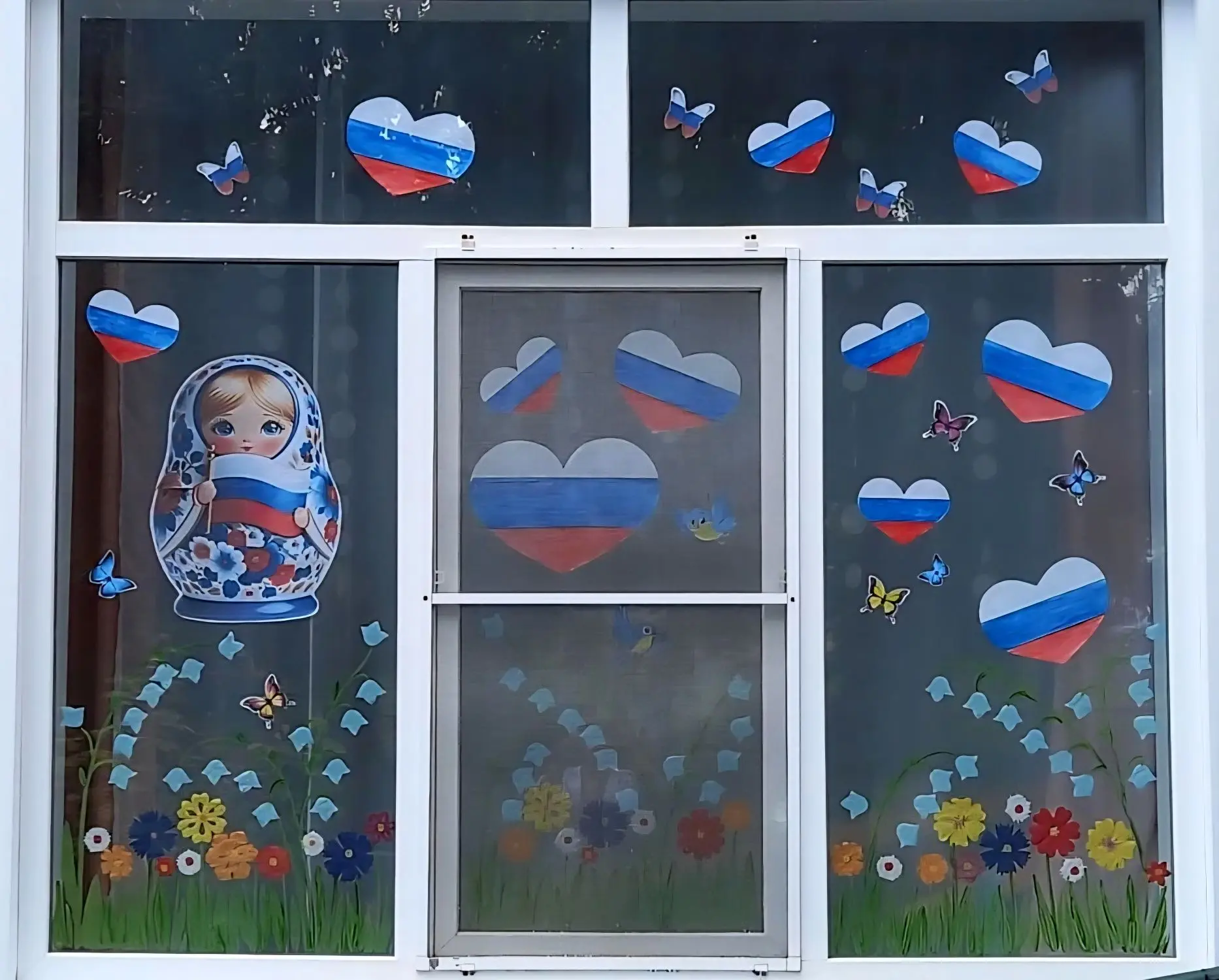 В группе раннего возраста уже вовсю чувствуется праздник! Наши малыши вместе с воспитат...