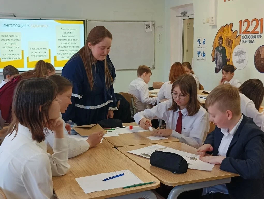 🇷🇺 Событие дня: открытое занятие в рамках конкурса «Классный руководитель – 2026»!  Сегодня свое мас