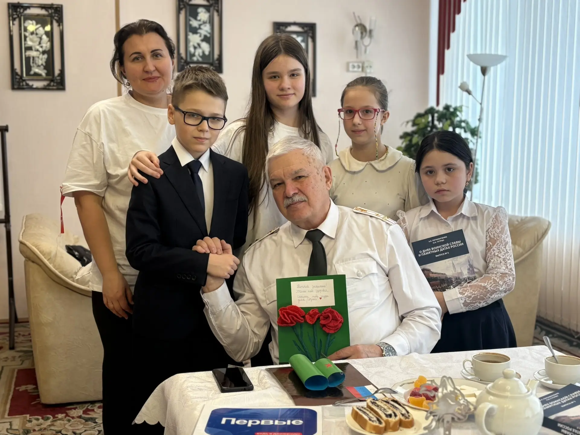 В рамках всероссийской акции Движения первых  «Наши защитники Отечества» в корпусе «Чехов» состоялас