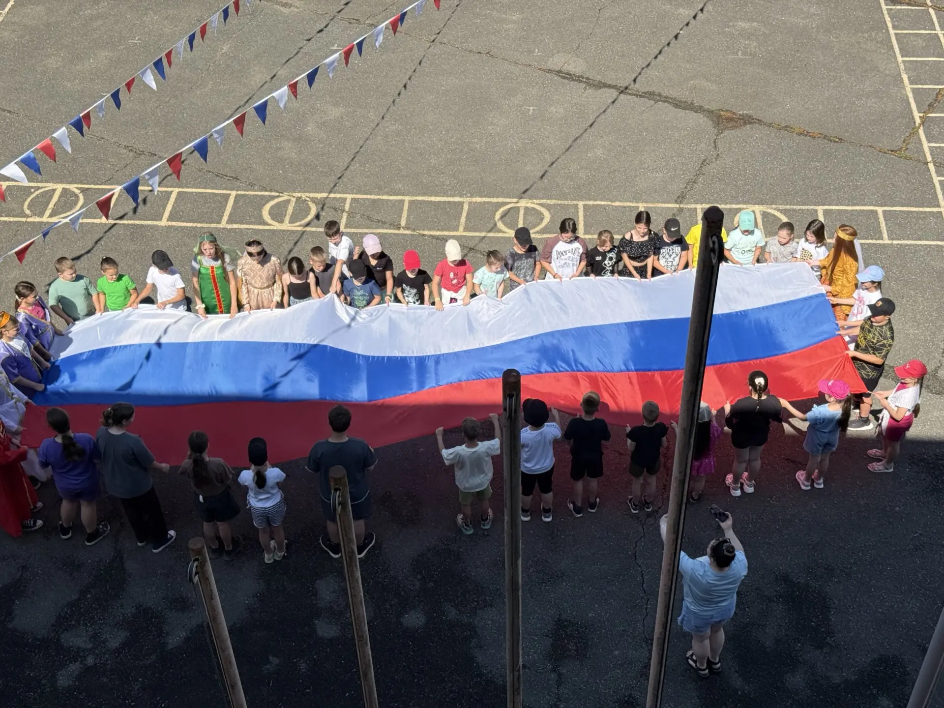 ☀️ Девятый день в лагере «Солнышко» получился по-настоящему праздничным — посвятили его Дню России!�